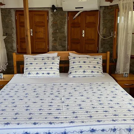 Towerhouse Kule , Degirmen Deniz Manzarali Tas *