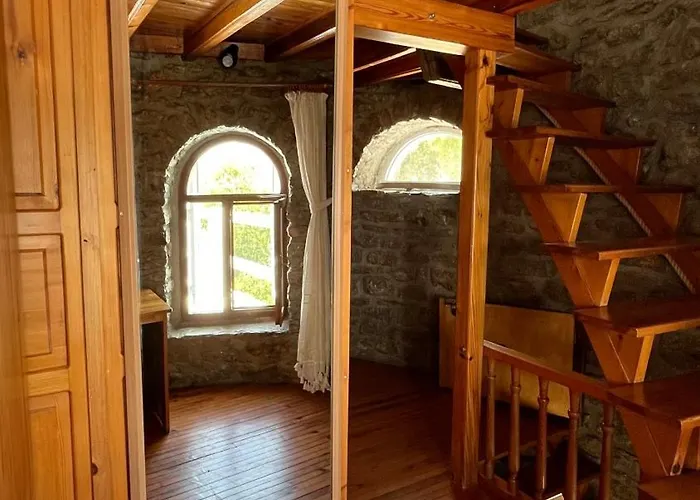 Light House Kule , Degirmen Deniz Manzarali Tas * 马尔马里斯