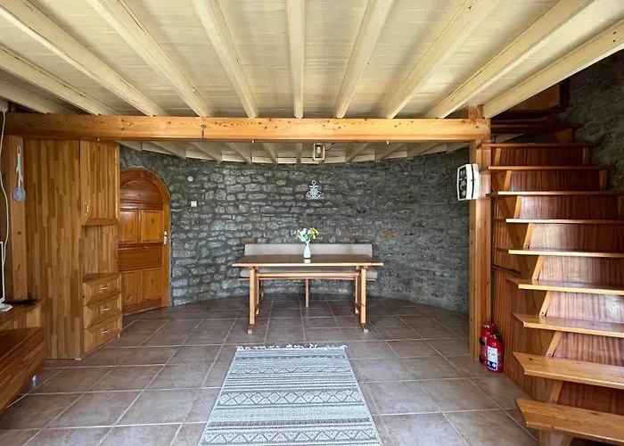 Light House Kule , Degirmen Deniz Manzarali Tas 马尔马里斯