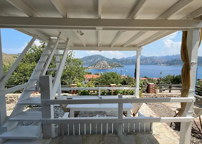 Light House Kule , Degirmen Deniz Manzarali Tas