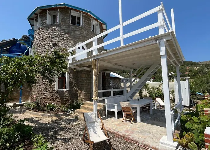 Light House Kule , Degirmen Deniz Manzarali Tas 马尔马里斯